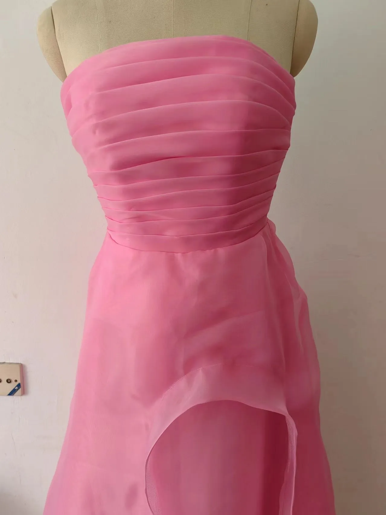 kamahe Pink Prom Dress Tulle Evening Gown Strapless Ruffles A-line Simple Prom Dresses For Teens