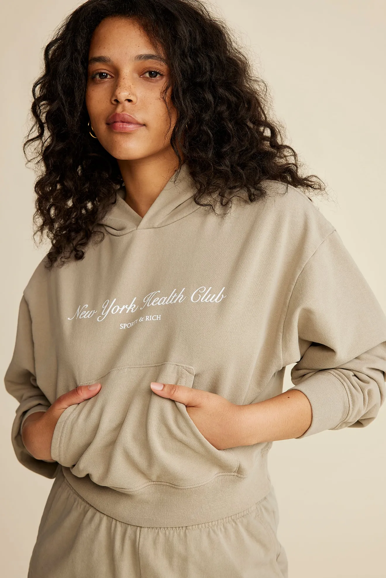 NY Health Club Cropped Hoodie - Elephant/White