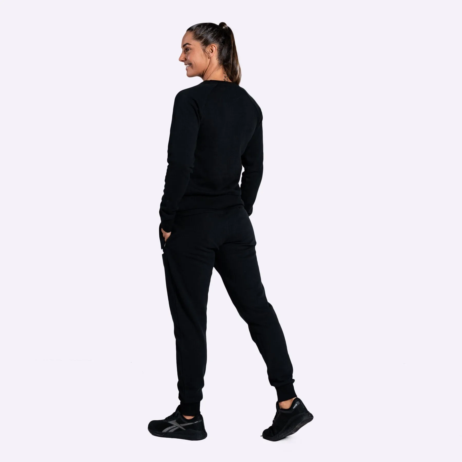 TWL - Women's Apache 2.0 Sweatshirt and Jogging Pants Bundle - Black