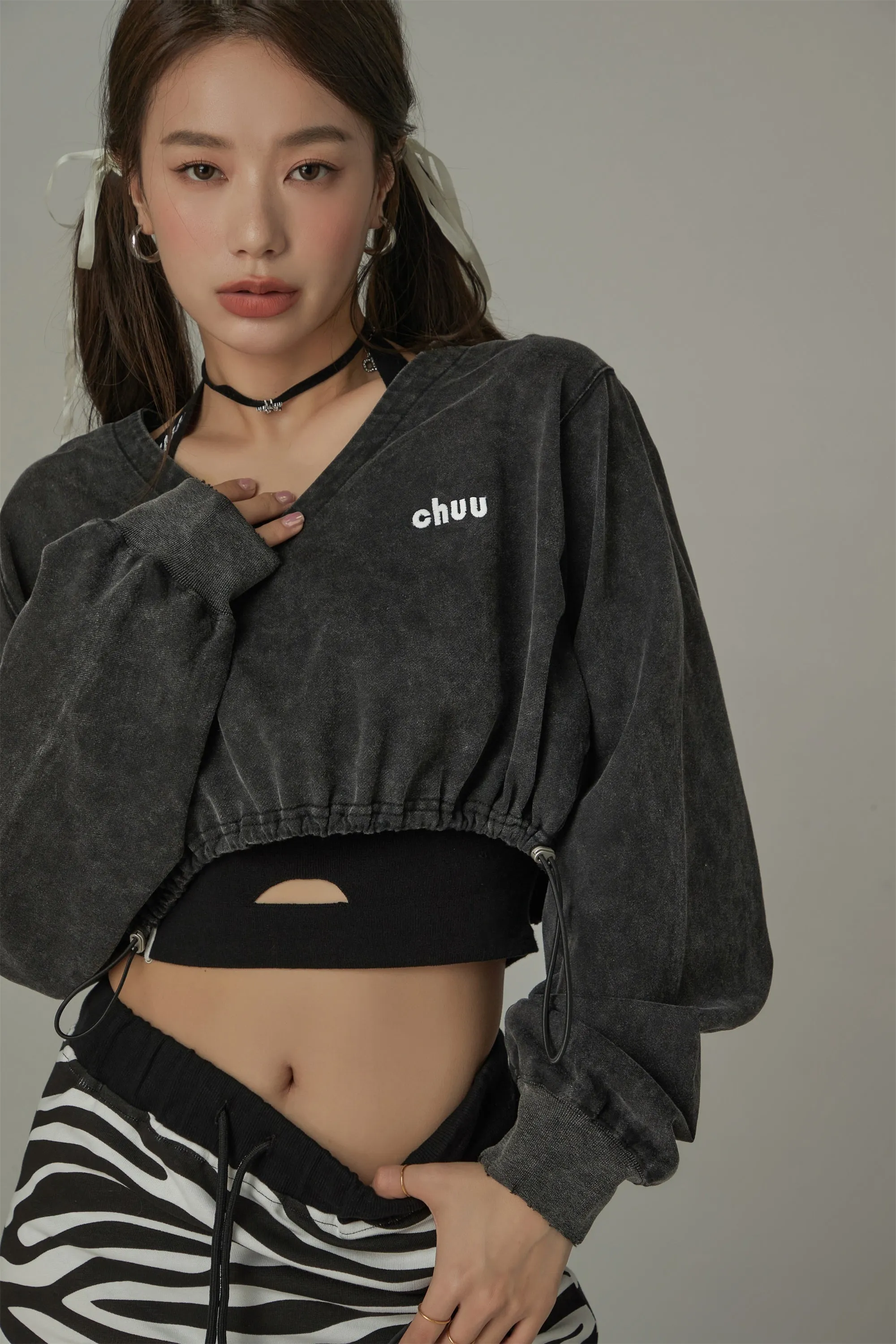 V-Neck Cropped Sweatshirt